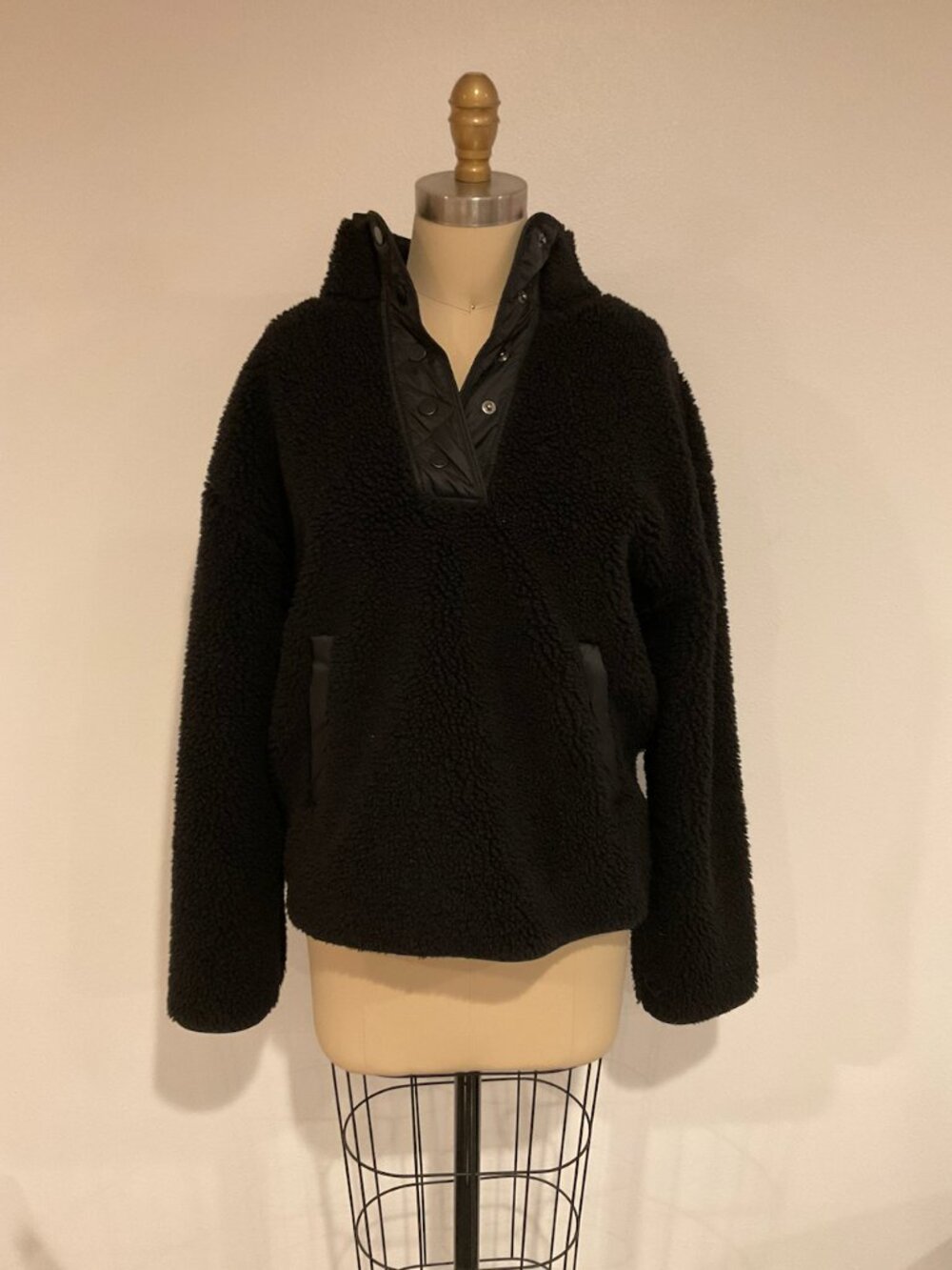 Athleta Black Sherpa Fleece Half-Snap Pullover Hoodie | Women’s S/P